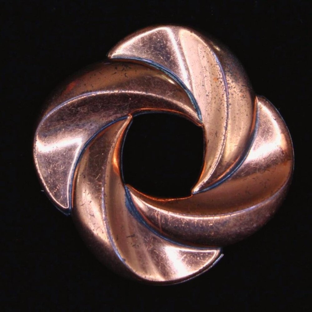 VINTAGE Renoir Copper Brooch. Sculptural Swirl from Mid-Century California.